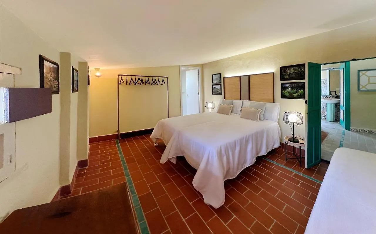 Vila Isla Virgen Villaviciosa de Córdoba